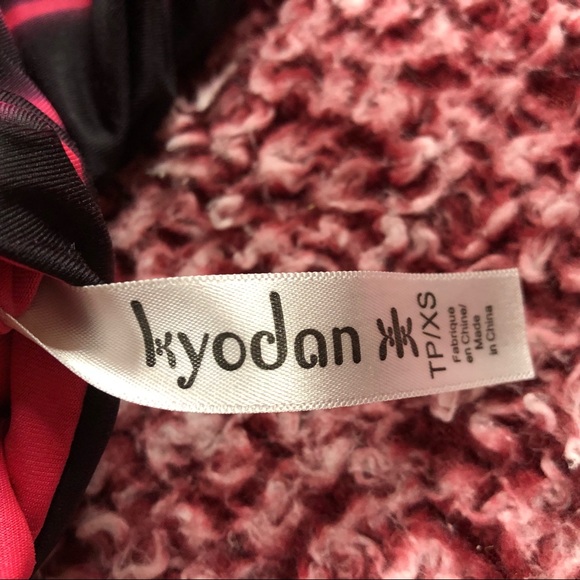 Women’s Kyodan Leggings - Picture 2 of 3
